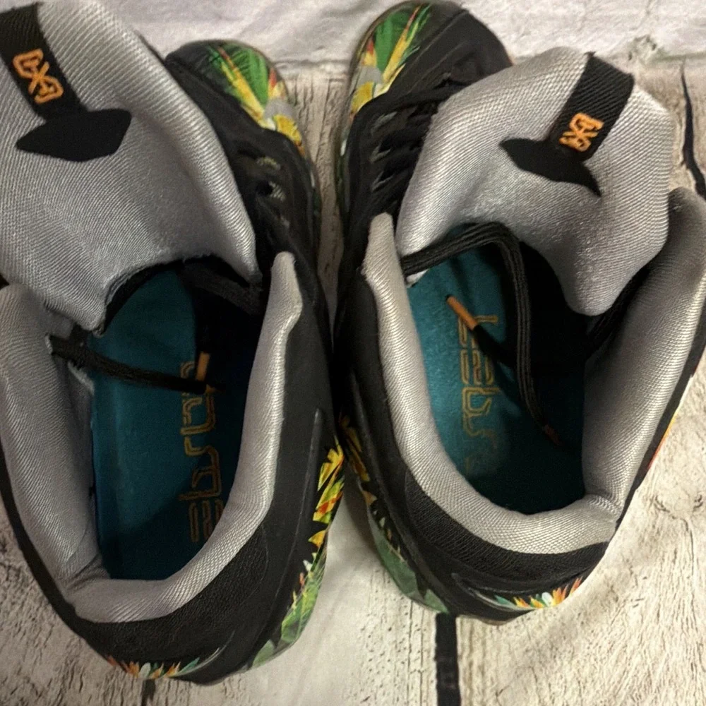 Nike LeBron 11 Everglades 2014- Size 9.5